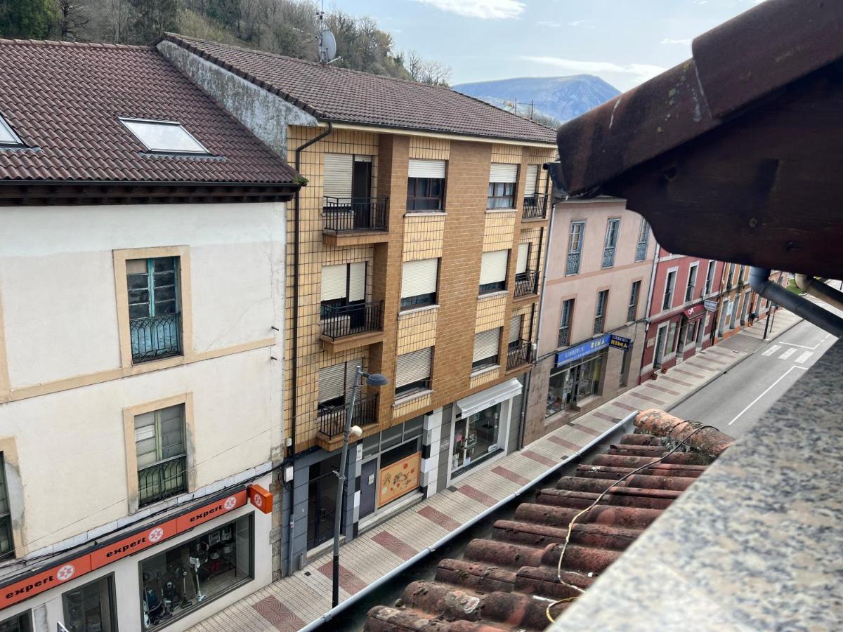 Apartamento El Remiendu Pegau Інфієсто Екстер'єр фото